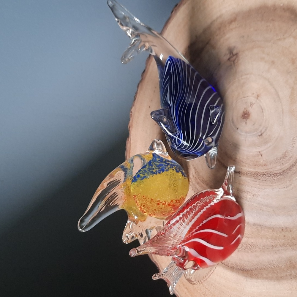 A Set of 3 Art Glass Tropical fish